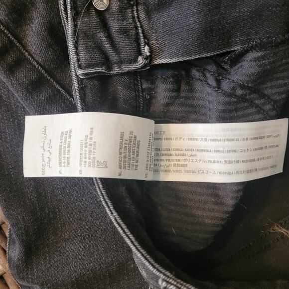 HOLLISTER Womens Ultra High Rise Super Skinny Jeans Black Sz 1L Long 30" Inseam - Picture 10 of 10